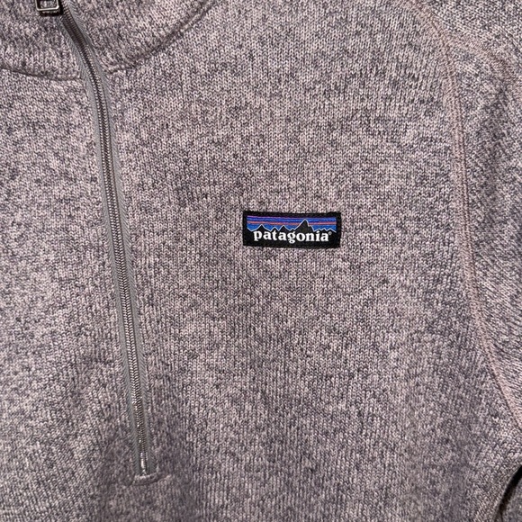 Patagonia better sweater 1/4 zip fleece, size medium heathered lavender color. - Picture 2 of 6